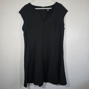 Tommy Hilfiger Black Cap Sleeve V-Neck Shift Dress Size 16
